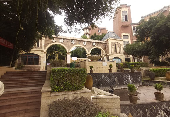 格瑞明城一期倉(cāng)儲(chǔ)用房和部分車庫(kù)第二次變賣